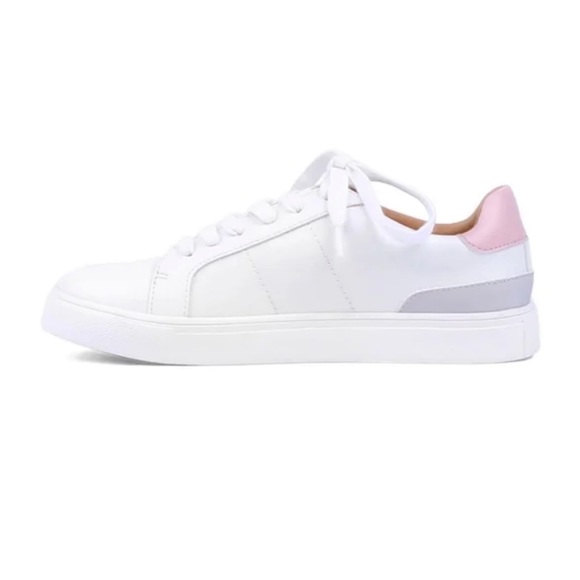 Dolce Vita Anibel Court Sneakers - Picture 1 of 5